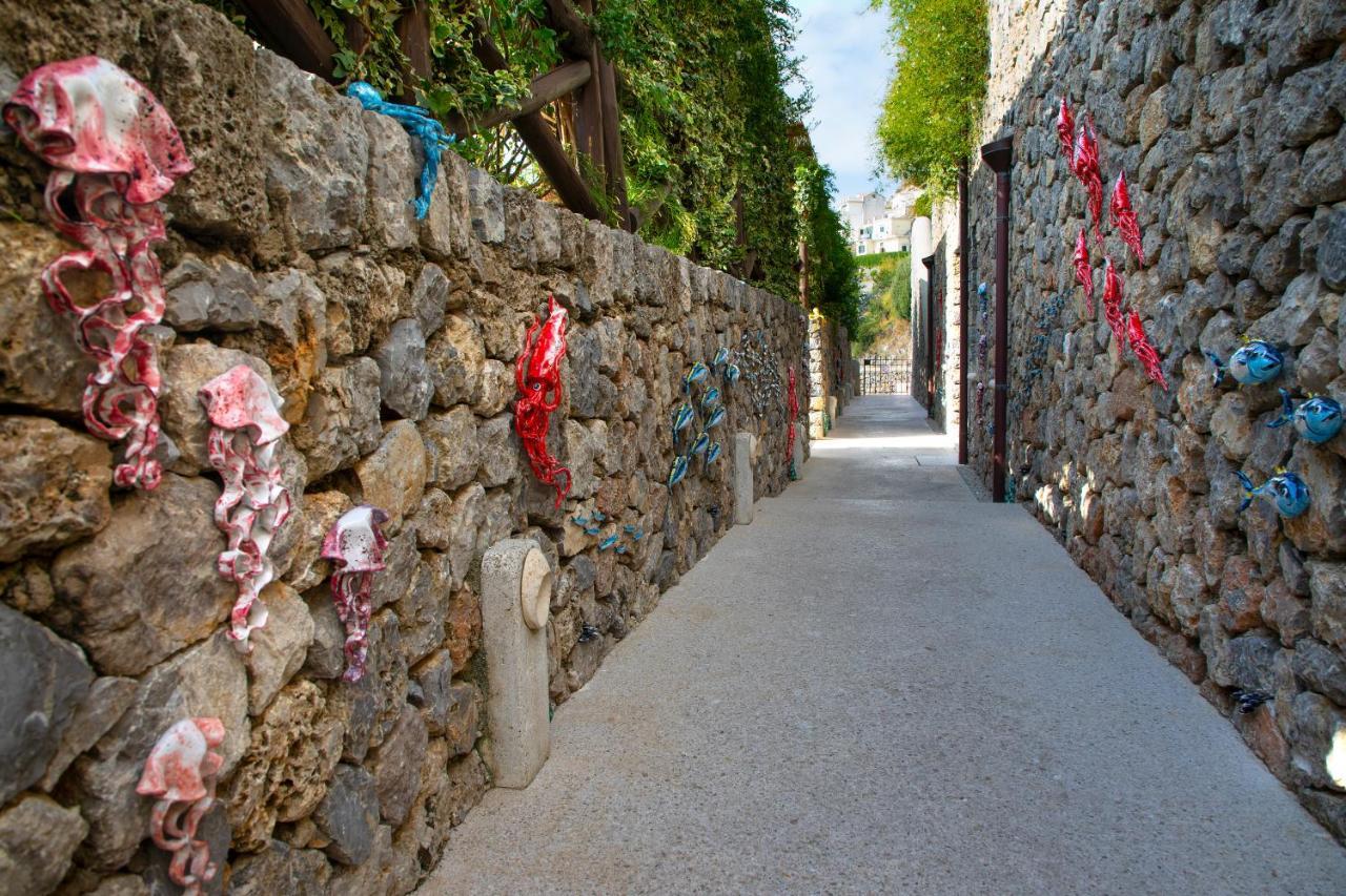 Monastero Santa Rosa Hotel & Spa Conca dei Marini Exterior photo